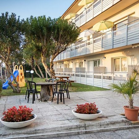 Yachting Residence Lignano Sabbiadoro Luaran gambar