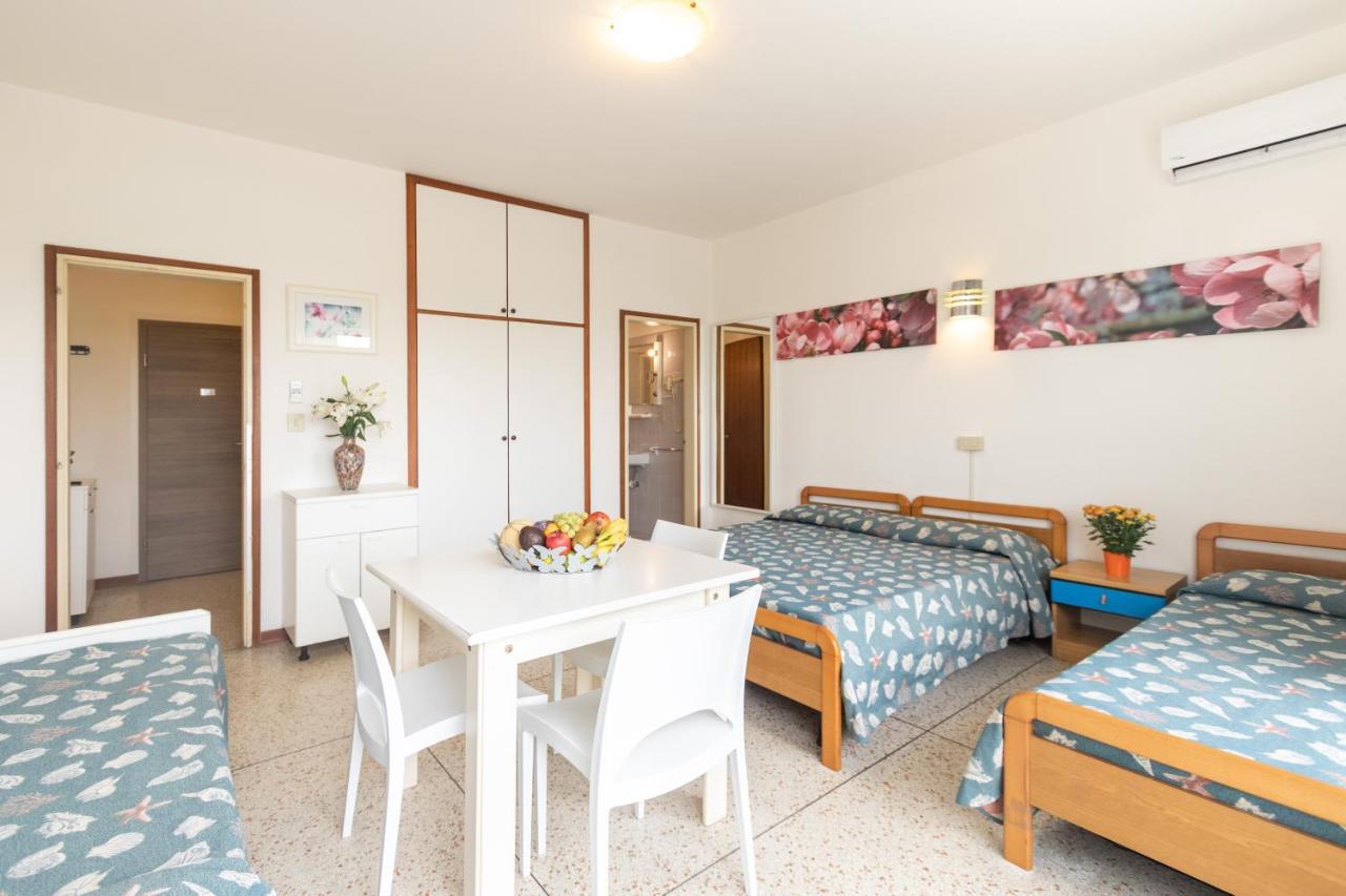 Yachting Residence Lignano Sabbiadoro Luaran gambar